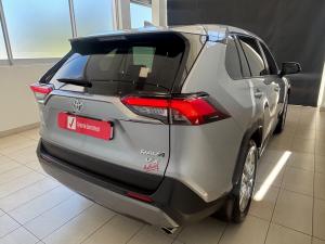 Toyota RAV4 2.0 VX - Image 2