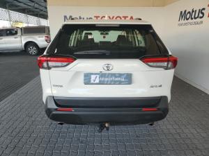 Toyota RAV4 2.0 GX auto - Image 5