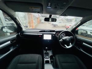 Toyota Hilux 2.4GD-6 double cab Raider auto - Image 6
