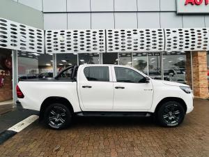 Toyota Hilux 2.4GD-6 double cab Raider auto - Image 3