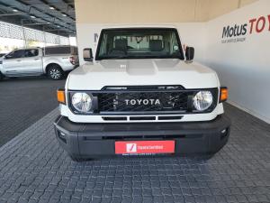 Toyota Land Cruiser 79 2.8GD-6 single cab auto - Image 4