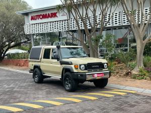 Toyota Land Cruiser 79 4.5D-4D V8 double cab LX - Image 1