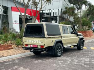 Toyota Land Cruiser 79 4.5D-4D V8 double cab LX - Image 2