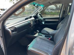 Toyota Hilux 2.8GD-6 double cab 4x4 Raider auto - Image 7