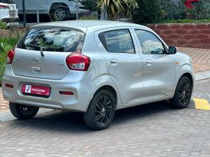 Toyota Vitz 1.0 XR manual - Image 2