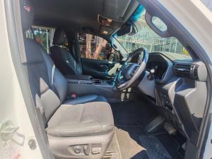 Toyota Land Cruiser 300 3.3D GR-Sport - Image 7