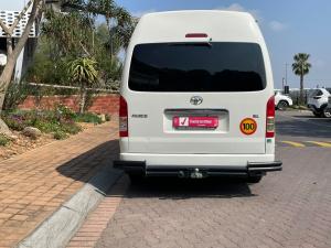 Toyota Hiace 2.5D-4D bus 14-seater GL - Image 5