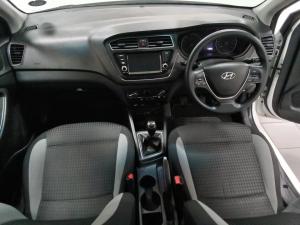 Hyundai i20 1.2 Motion - Image 6