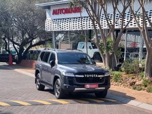 Toyota Land Cruiser 300 3.3D GR-Sport - Image 1