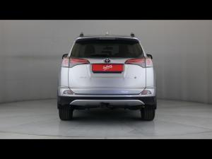Toyota RAV4 2.0 GX auto - Image 5