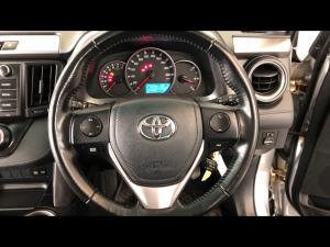 Toyota RAV4 2.0 GX auto - Image 8
