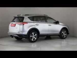 Toyota RAV4 2.0 GX auto - Image 2