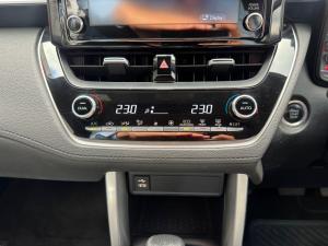 Toyota Corolla Cross 1.8 XS - Image 15