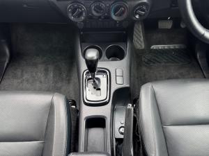 Toyota Hilux 2.8GD-6 Xtra cab 4x4 Legend auto - Image 12
