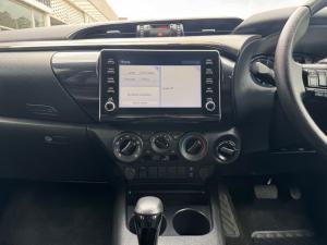 Toyota Hilux 2.8GD-6 Xtra cab 4x4 Legend auto - Image 14
