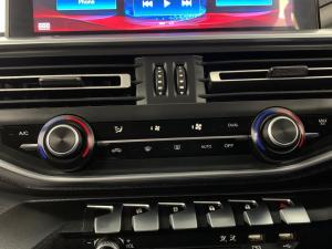 Peugeot Landtrek 1.9D AllureD/C automatic - Image 10