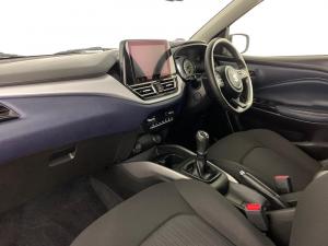 Suzuki Baleno 1.5 GLX - Image 15