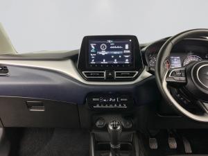 Suzuki Baleno 1.5 GLX - Image 16