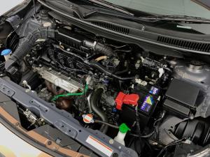 Suzuki Baleno 1.5 GLX - Image 7