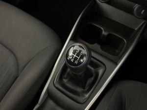 Suzuki Baleno 1.5 GLX - Image 8
