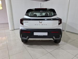 Mahindra XUV 3XO 1.2T MX2 auto - Image 5