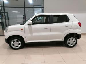 Suzuki S-Presso 1.0 GL manual - Image 2