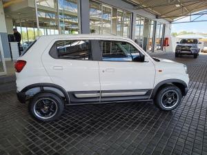 Suzuki S-Presso 1.0 S-Edition manual - Image 8