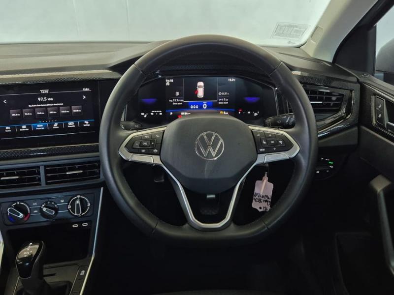 Volkswagen Polo Polo hatch 1.0TSI Life auto