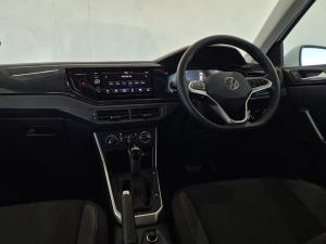 Volkswagen Polo hatch 1.0TSI Life auto - Image 26