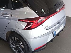 Hyundai i20 1.2 Fluid - Image 10