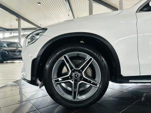 Mercedes-Benz GLC GLC300d 4Matic - Image 16