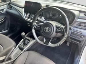 Toyota Starlet 1.5 XR manual - Image 16