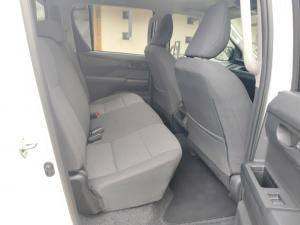 Toyota Hilux 2.8GD-6 double cab SRX 4x4 - Image 18