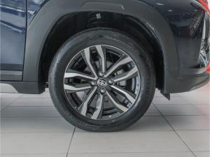 Toyota Starlet Cross 1.5 XR auto - Image 13