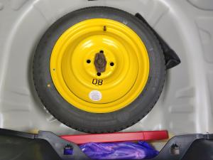 Toyota Starlet 1.5 Xi - Image 22