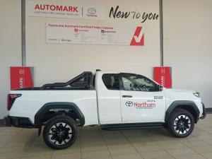 Toyota Hilux 2.8GD-6 Xtra cab Raider X - Image 3