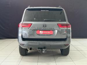 Toyota Land Cruiser 300 3.3D GR-Sport - Image 5