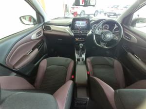 Toyota Starlet Cross 1.5 XR auto - Image 6