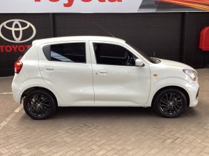 Toyota Vitz 1.0 XR manual - Image 3