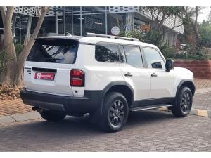 Toyota Land Cruiser Prado 2.8GD VX-R - Image 2