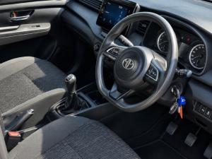 Toyota Rumion 1.5 SX manual - Image 7