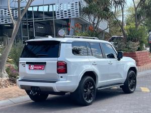 Toyota Land Cruiser Prado 2.8GD VX-L - Image 2