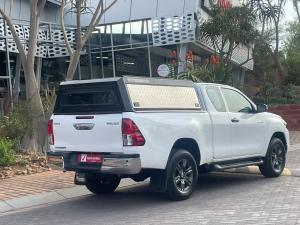 Toyota Hilux 2.4GD-6 Xtra cab Raider auto - Image 2
