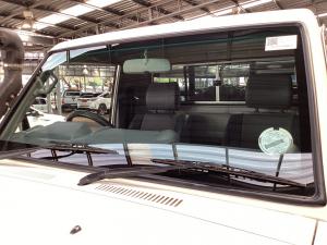 Toyota Land Cruiser 79 4.0 V6 single cab - Image 11