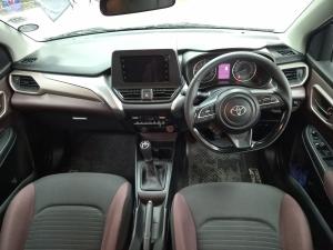 Toyota Starlet Cross 1.5 XS manual - Image 6