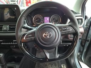 Toyota Starlet Cross 1.5 XS manual - Image 8