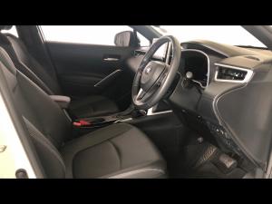 Toyota Corolla Cross 1.8 XR - Image 10
