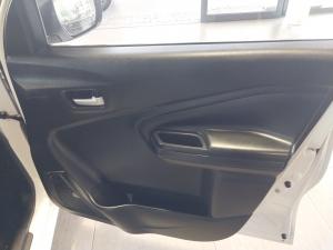 Toyota Vitz 1.0 XR auto - Image 23