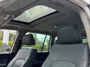 Toyota Land Cruiser 200 4.5D-4D VX - Image 20