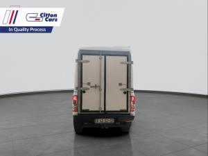 Ford Ranger 2.2TDCI XLS/C - Image 5